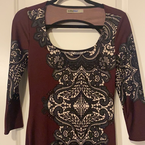 Burgundy printed dress - Picture 3 of 5